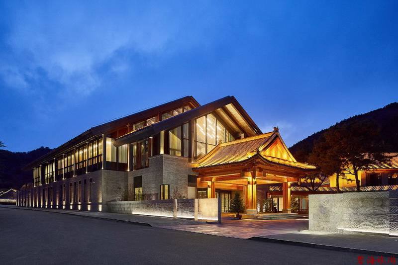 承德金山嶺長(zhǎng)城大酒店咨詢預(yù)定電話18633570222 15703350808