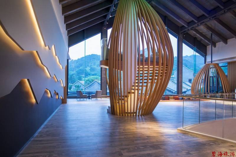 承德金山嶺長(zhǎng)城大酒店咨詢預(yù)定電話18633570222 15703350808