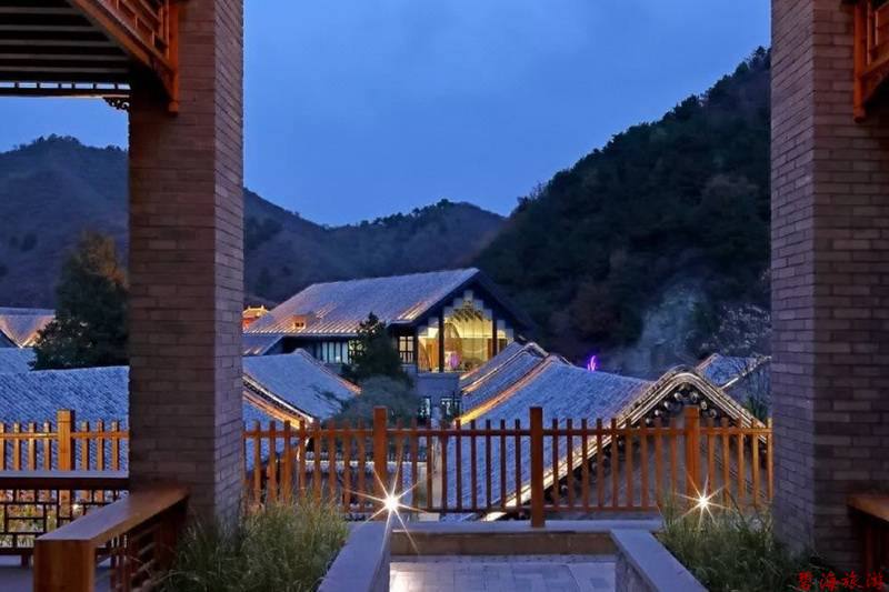 承德金山嶺長(zhǎng)城大酒店咨詢預(yù)定電話18633570222 15703350808