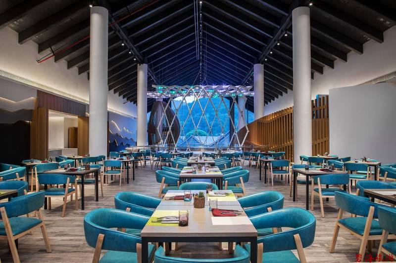 承德金山嶺長(zhǎng)城大酒店咨詢預(yù)定電話18633570222 15703350808