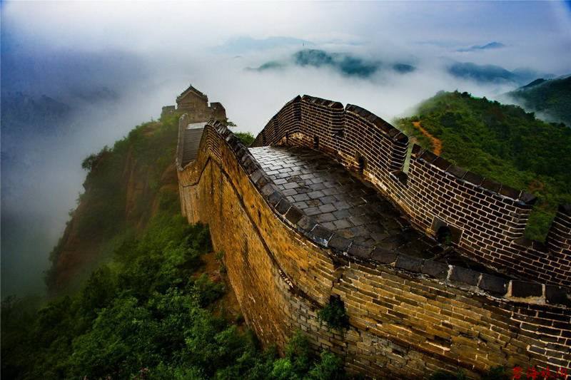 承德金山嶺長(zhǎng)城大酒店咨詢預(yù)定電話18633570222 15703350808