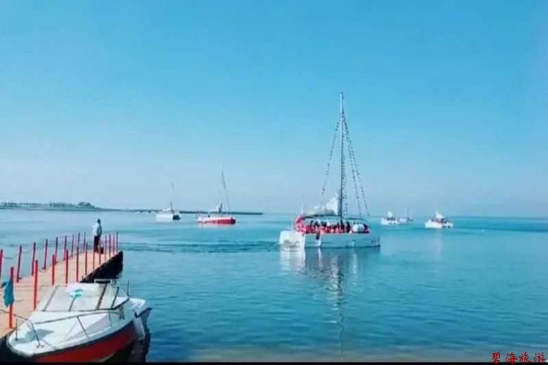 秦皇島北戴河浪淘沙長(zhǎng)城號(hào)公主號(hào)尋仙號(hào)求仙號(hào)游船