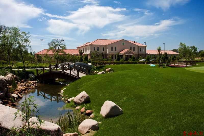 北戴河松石高爾夫/保利國際高爾夫/榮盛森林高爾夫俱樂部球場聯(lián)合優(yōu)惠預(yù)訂18633570222  15703350808